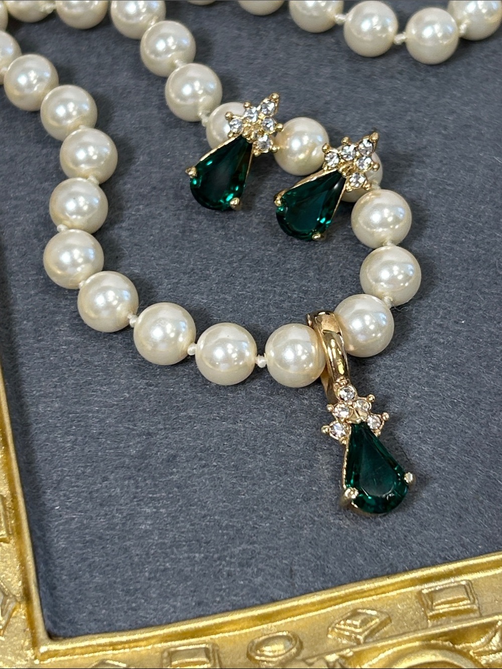 Glass Pearl Necklace with Green Teardrop Pendant and Earrings